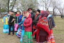 Холодная погода не помешала концерту