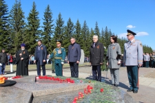 Возложение цветов в Парке Победы