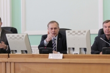 Юрий Тетянников обсудил с молодежью перспективы их работы